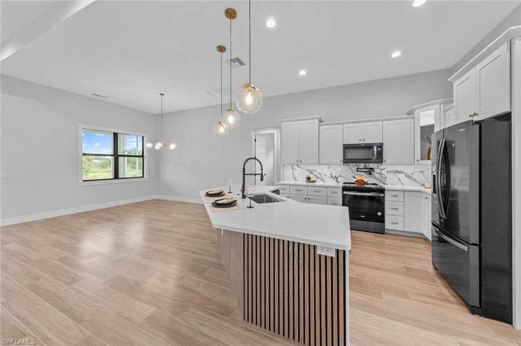14081 Carlos St Property Photo 14