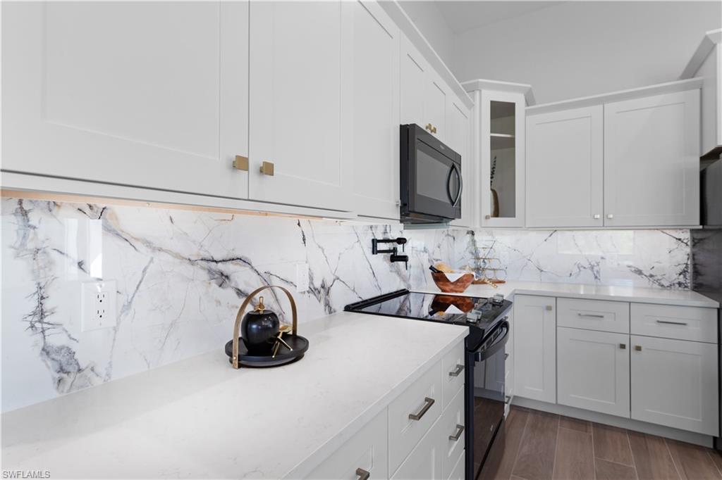 14081 Carlos St Property Photo 17
