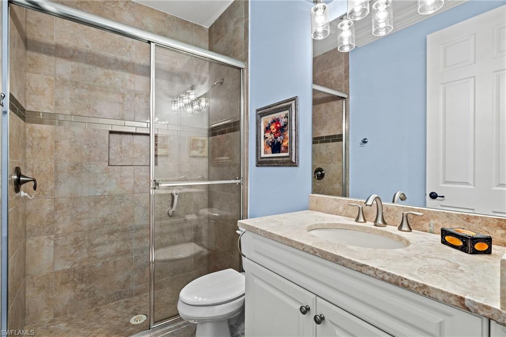 11696 Stonecreek Cir Property Photo 33