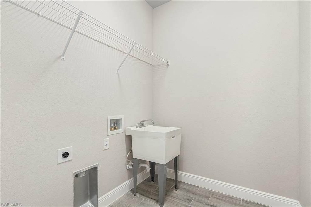 588 David Cir Property Photo 20