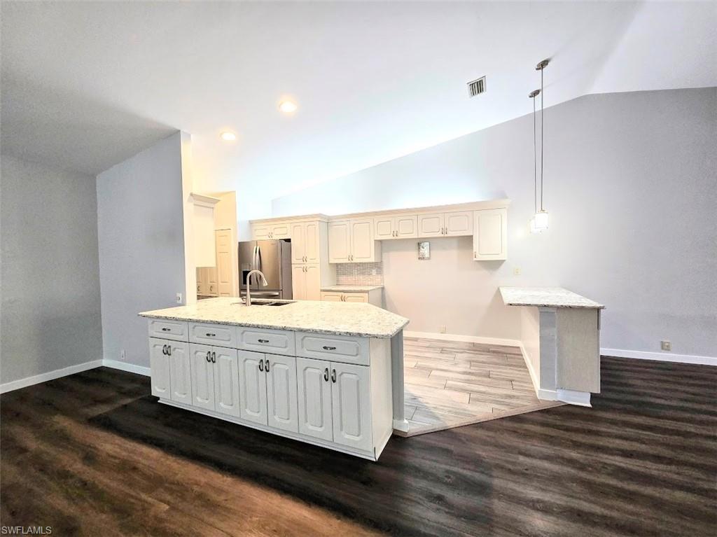 17703 Heron Ln Property Photo 6