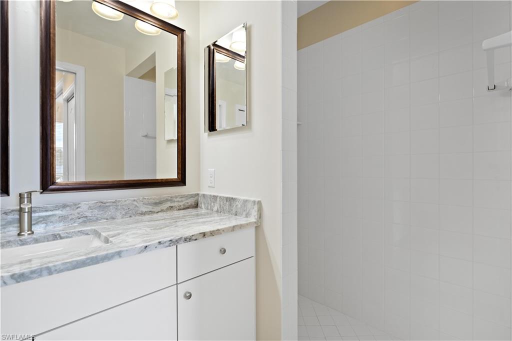 16685 Lake Circle Dr # 1020 Property Photo 18