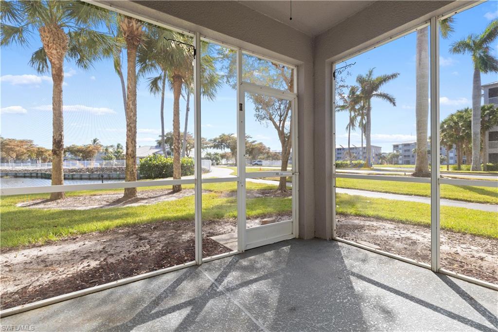 16685 Lake Circle Dr # 1020 Property Photo 23