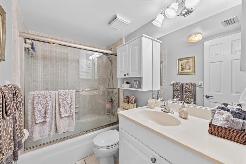 39 Glades Blvd # 1 Property Photo 22