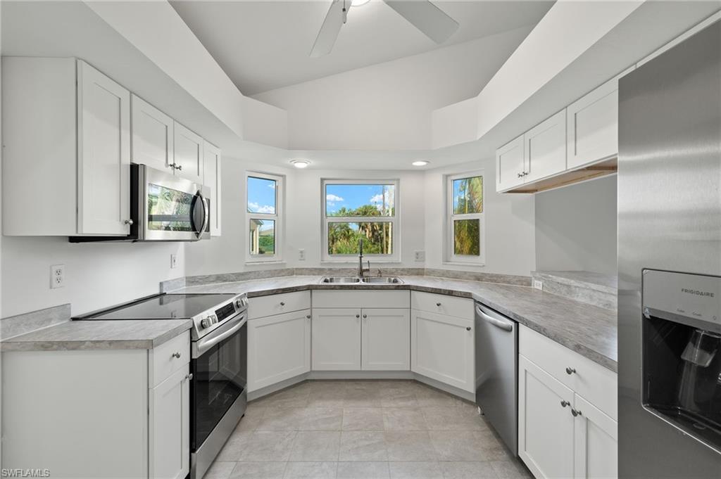 16801 Sanibel Sunset Ct 401 Property Photo 10