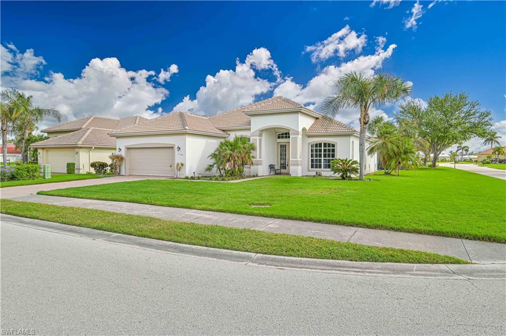 11124 Sea Tropic Ln Property Photo 2