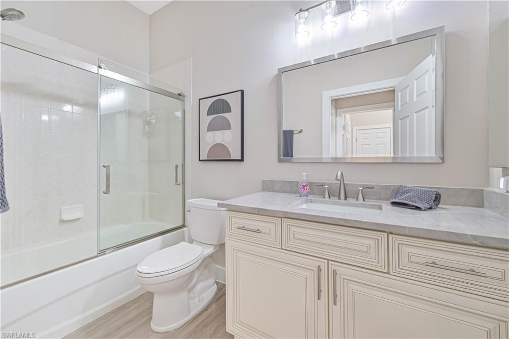 11124 Sea Tropic Ln Property Photo 22