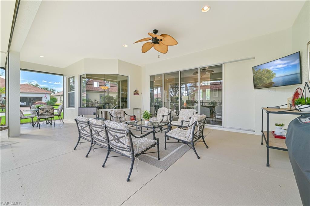 11124 Sea Tropic Ln Property Photo 30