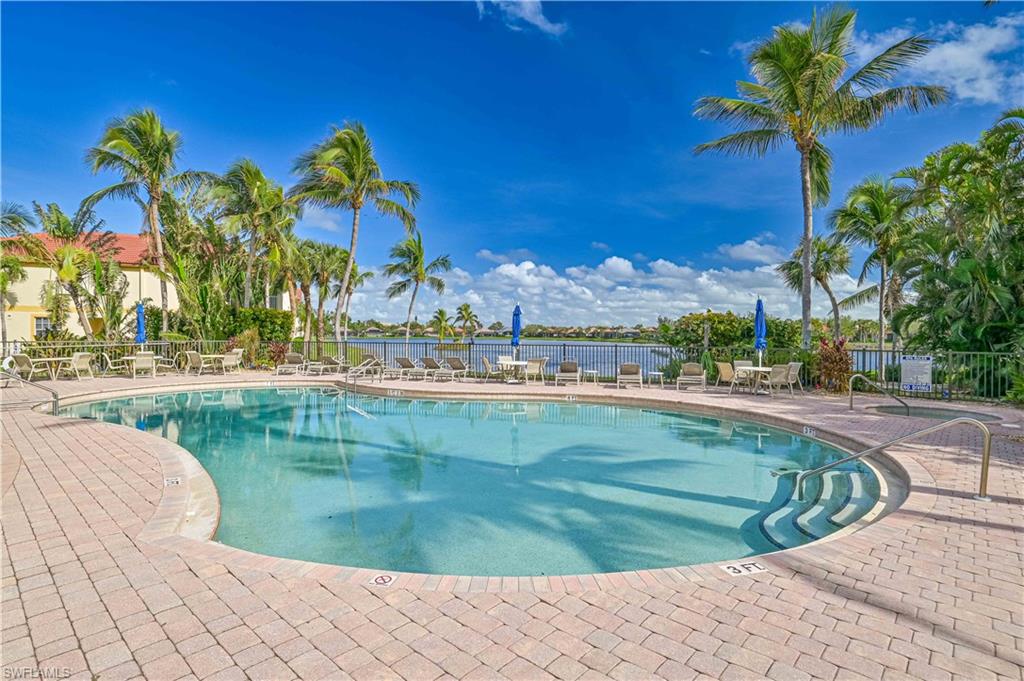 11124 Sea Tropic Ln Property Photo 34