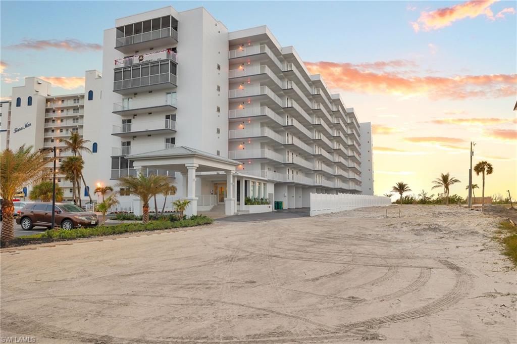 7000 Estero Blvd # 204 Property Photo 5