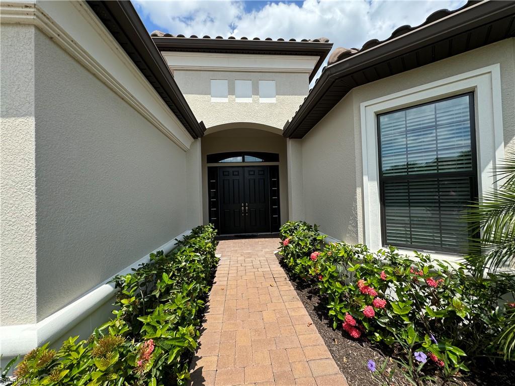 9408 Rapallo St Property Photo 3