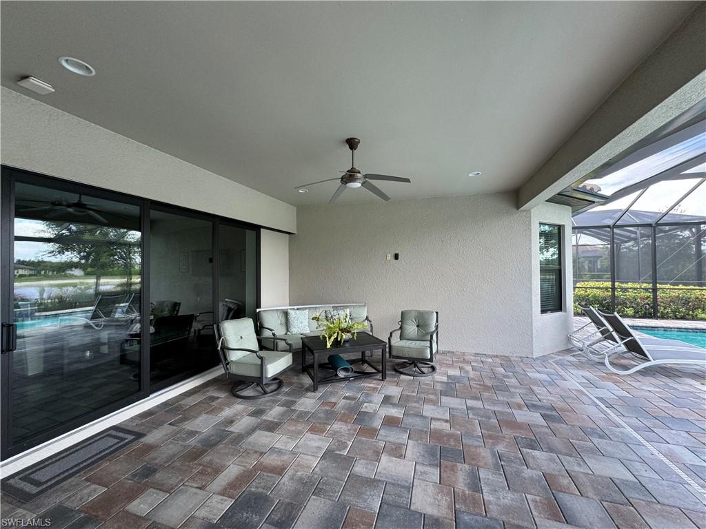9408 Rapallo St Property Photo 8