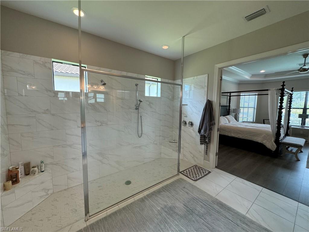 9408 Rapallo St Property Photo 31