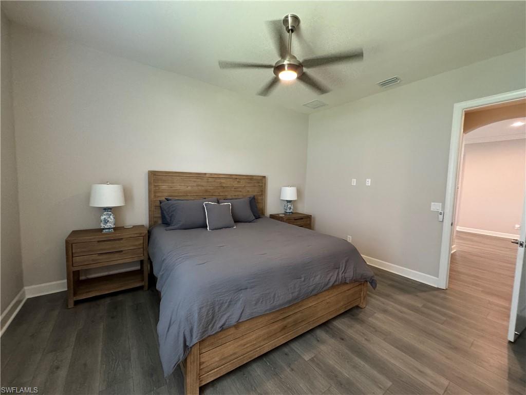 9408 Rapallo St Property Photo 37