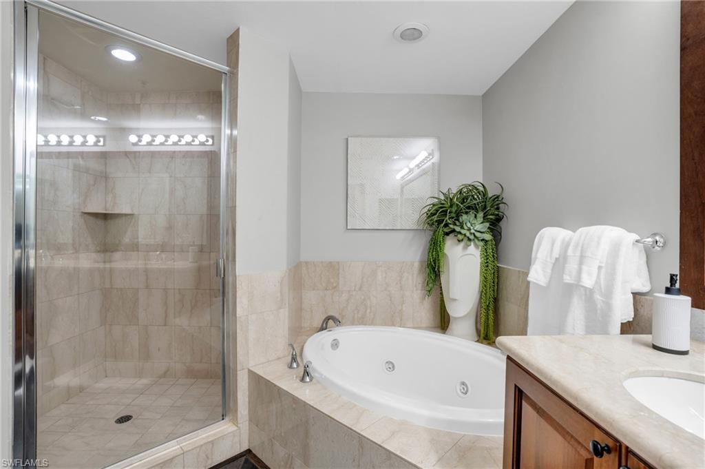 985 Sandpiper St # 103 Property Photo 14