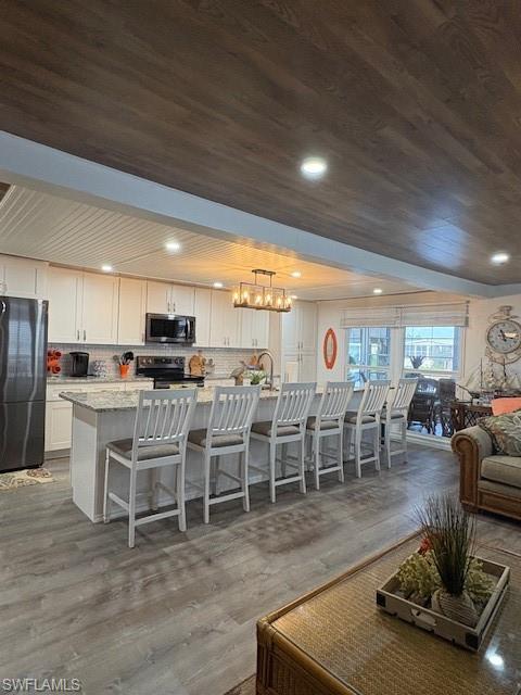 5517 Sir Walter Way Property Photo 12