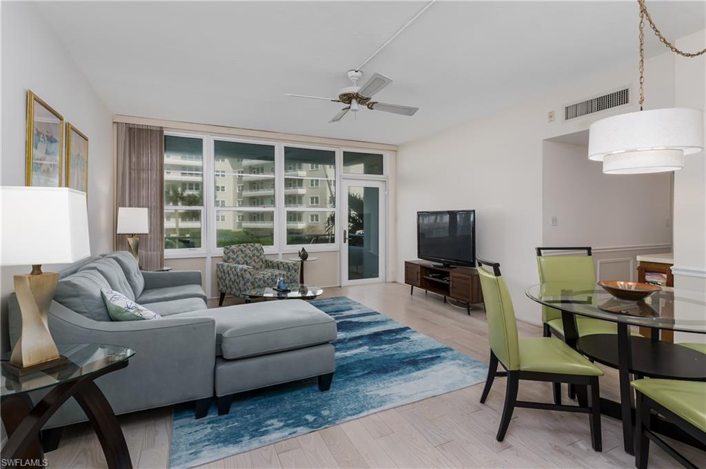 220 Seaview Ct # 206 Property Photo 4
