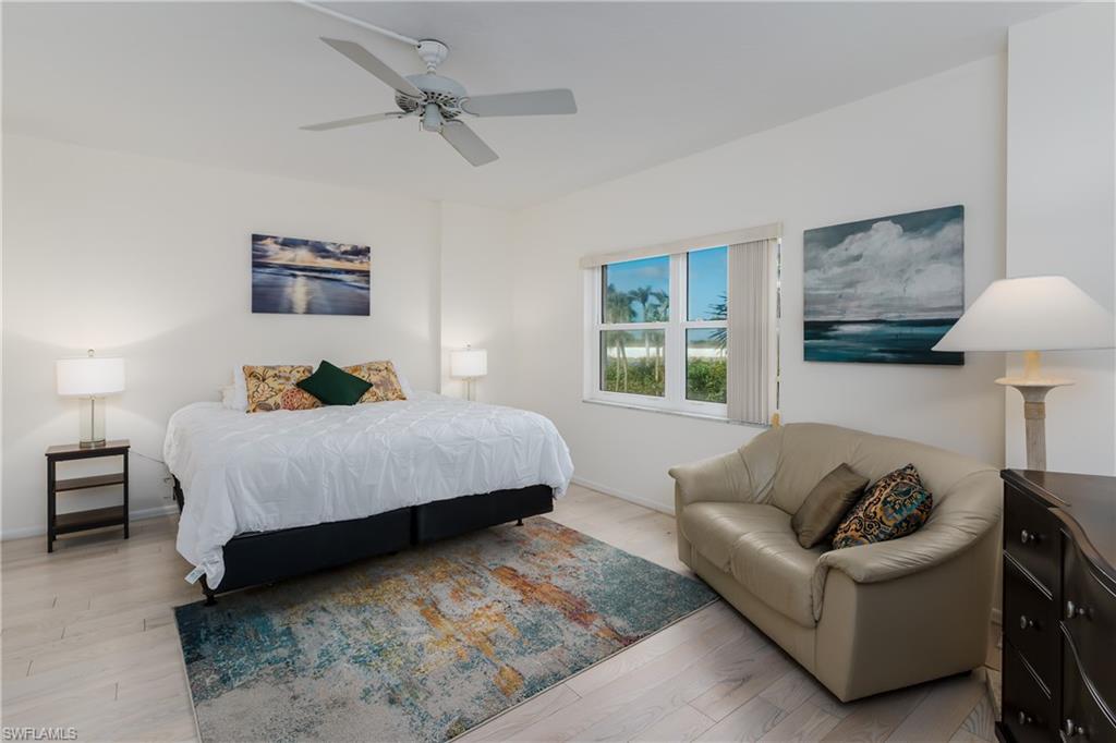 220 Seaview Ct # 206 Property Photo 11