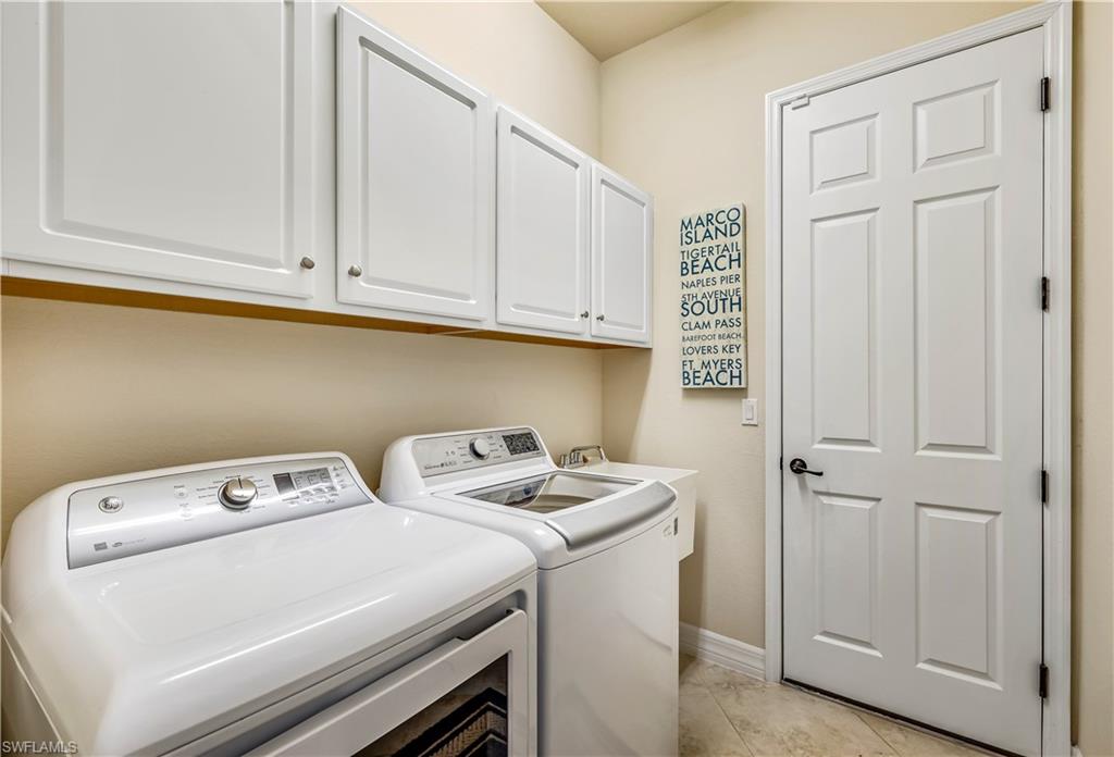 28692 Derry Ct Property Photo 18
