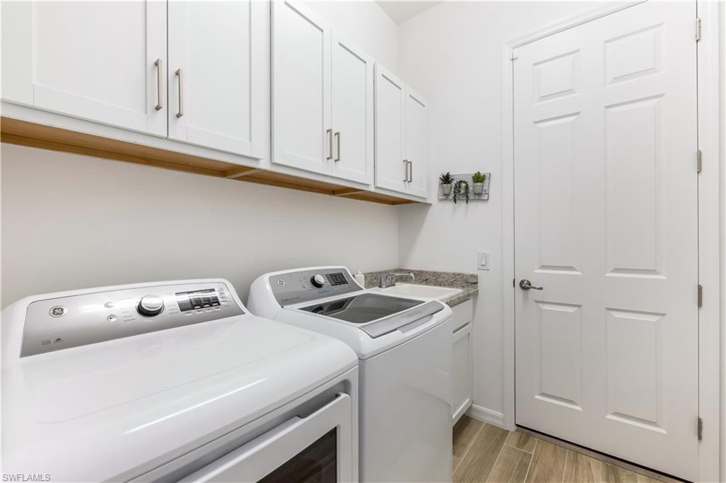 25078 Golden Fern Dr Property Photo 17