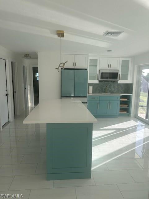 4291 Orange Grove Blvd Property Photo 5