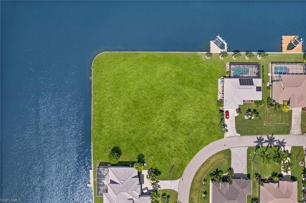 3021 Sw 27th Pl Property Photo 2