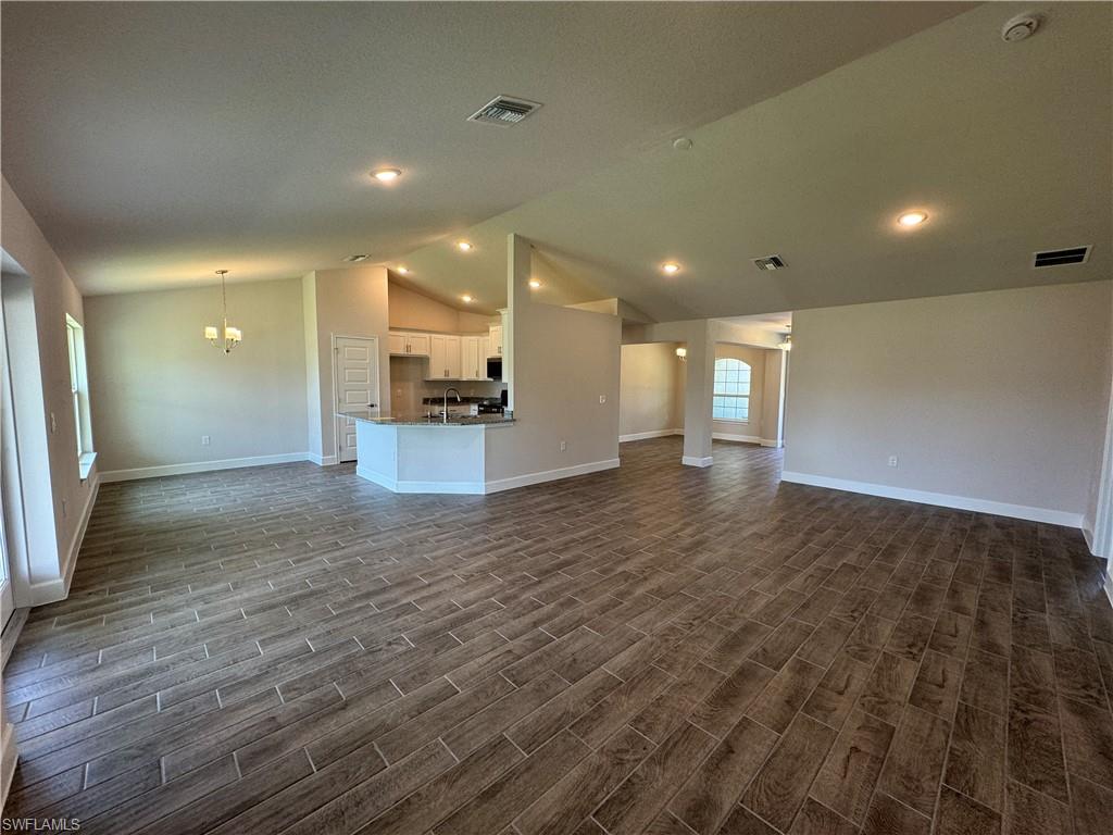 2324 Jacaranda Pkwy W Property Photo 10