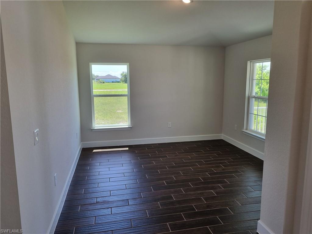 2609 Nw 8th Trce Property Photo 8