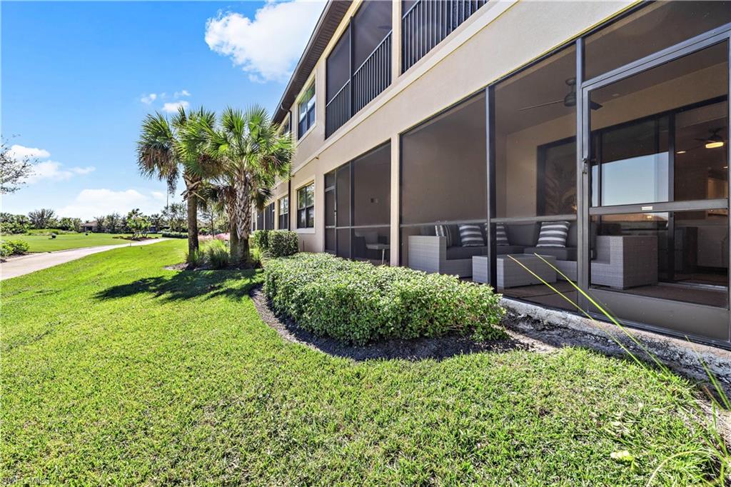 9374 Pocida Ct # 101 Property Photo 17