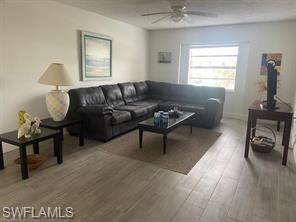 12620 Kenwood Ln # D Property Photo 4