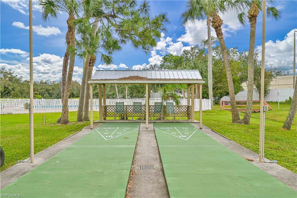 1016 Tropic Ter Property Photo 4