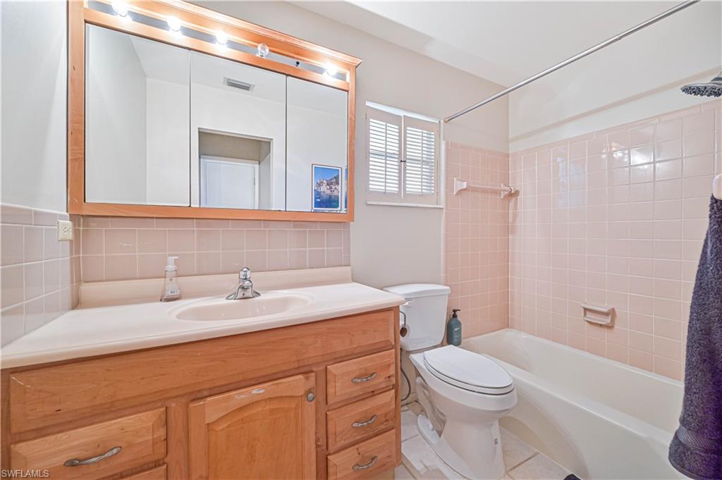 1016 Tropic Ter Property Photo 20