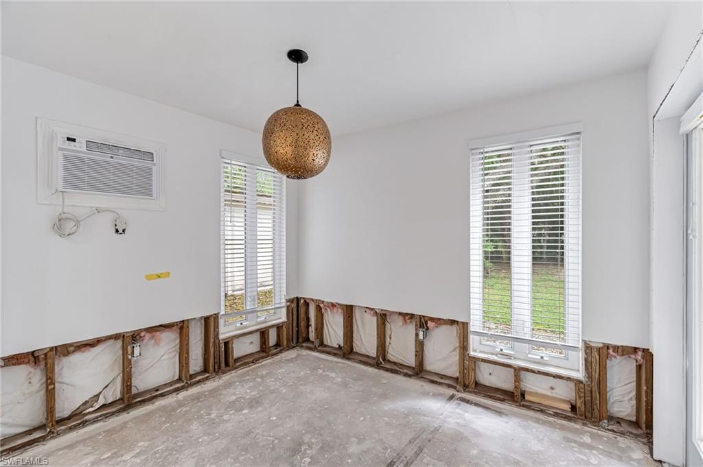2472 Harbor Rd Property Photo 15