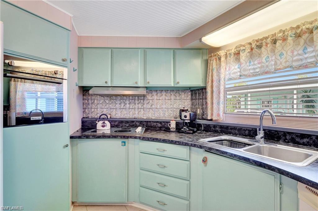 261 Indian Key Ln # 258 Property Photo 1