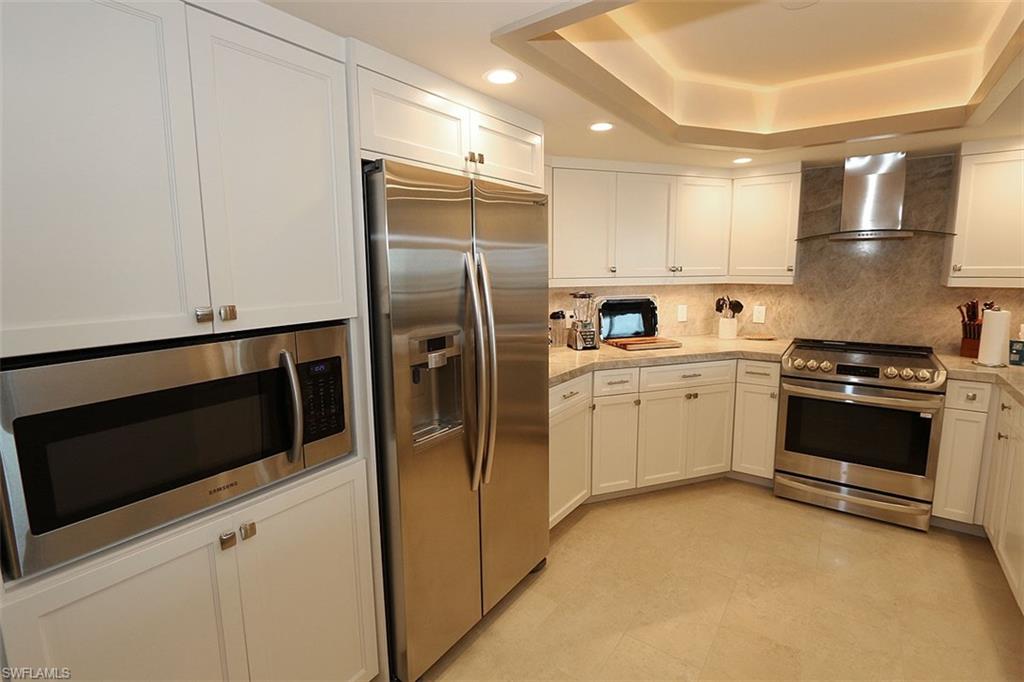 4651 Gulf Shore Blvd N # 1805 Property Photo 28