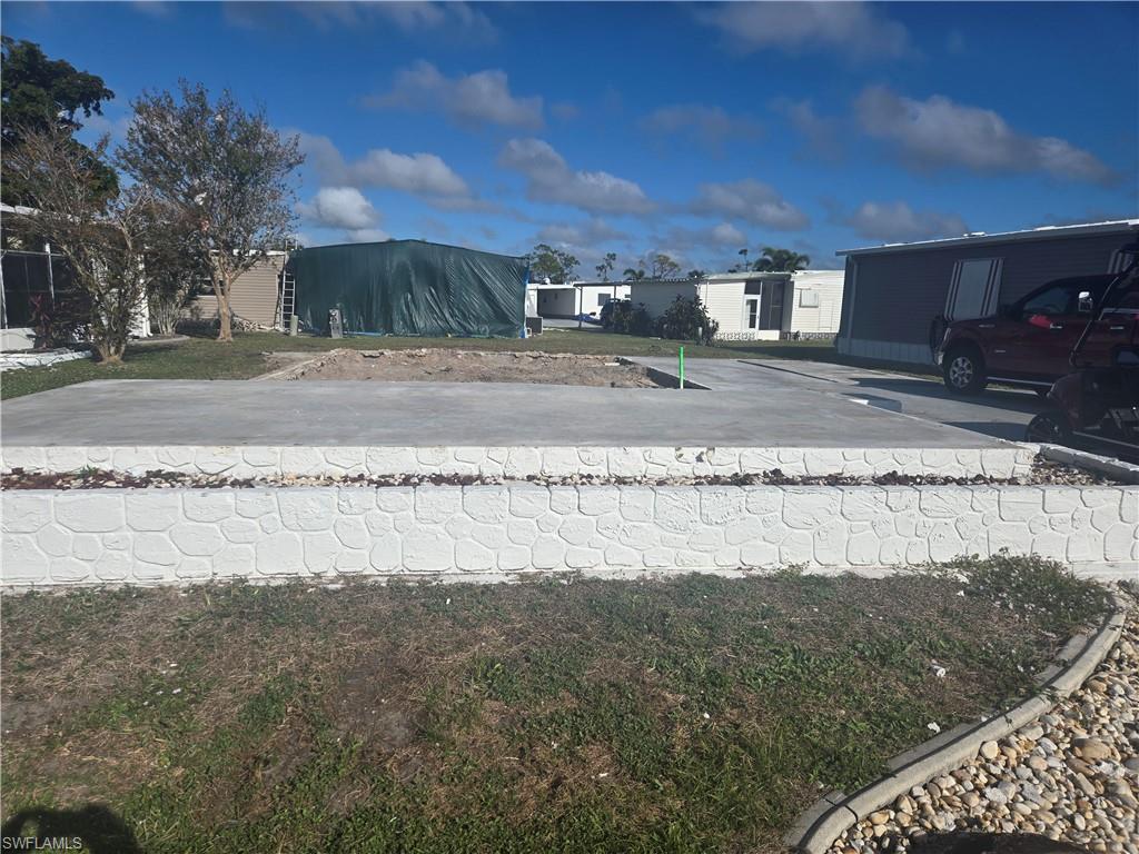 499 Jacklin Ln Property Photo 3
