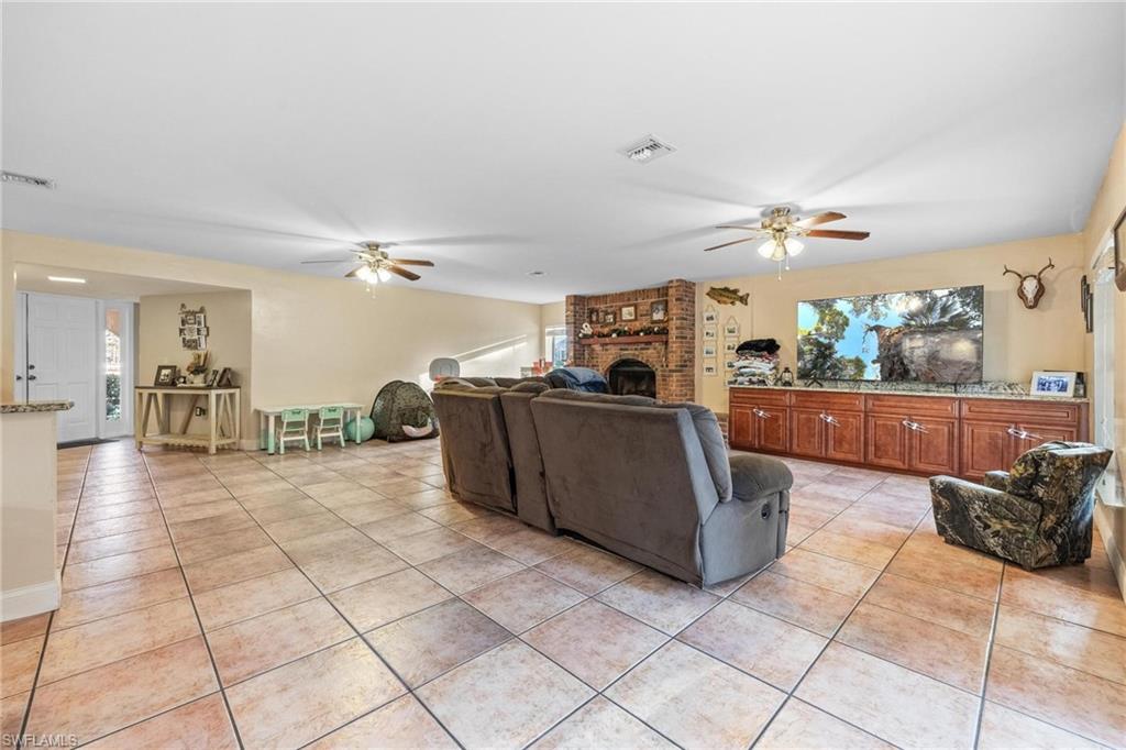 14501 W Hal Ct Property Photo 4