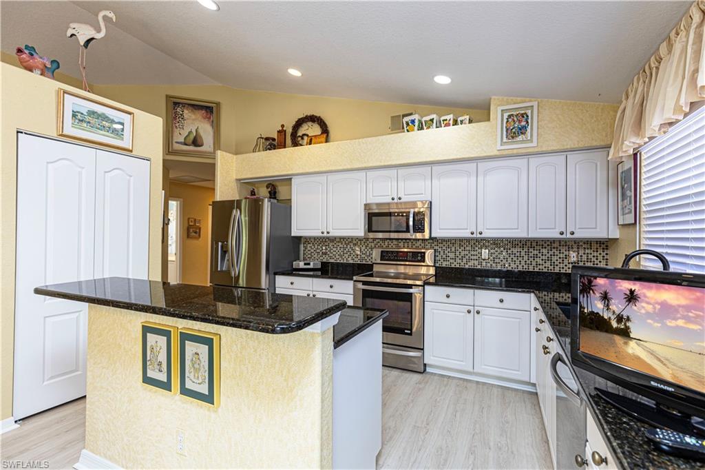 1242 Silverstrand Dr Property Photo 20
