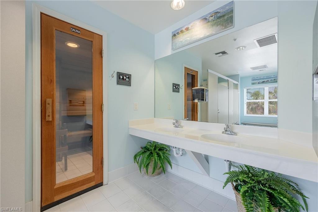 4191 Bay Beach Ln 253 Property Photo 31