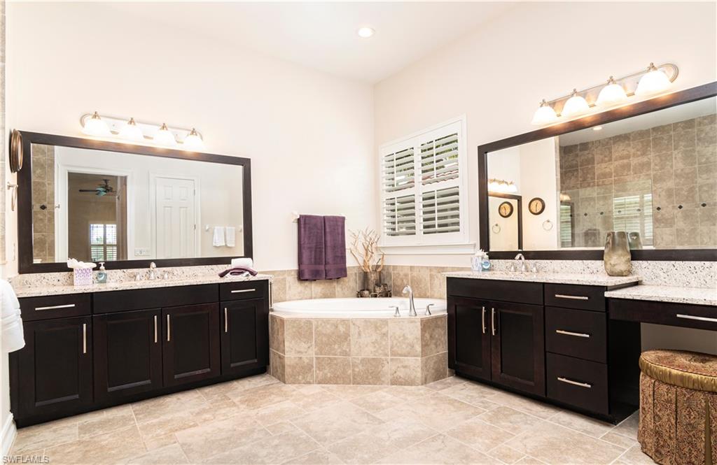 9287 Chiasso Cove Ct Property Photo 10