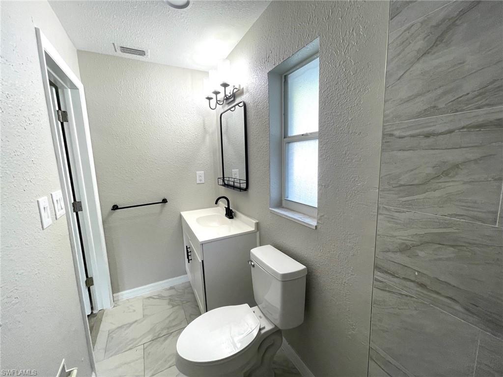 2709 Se 18th Pl Property Photo 6