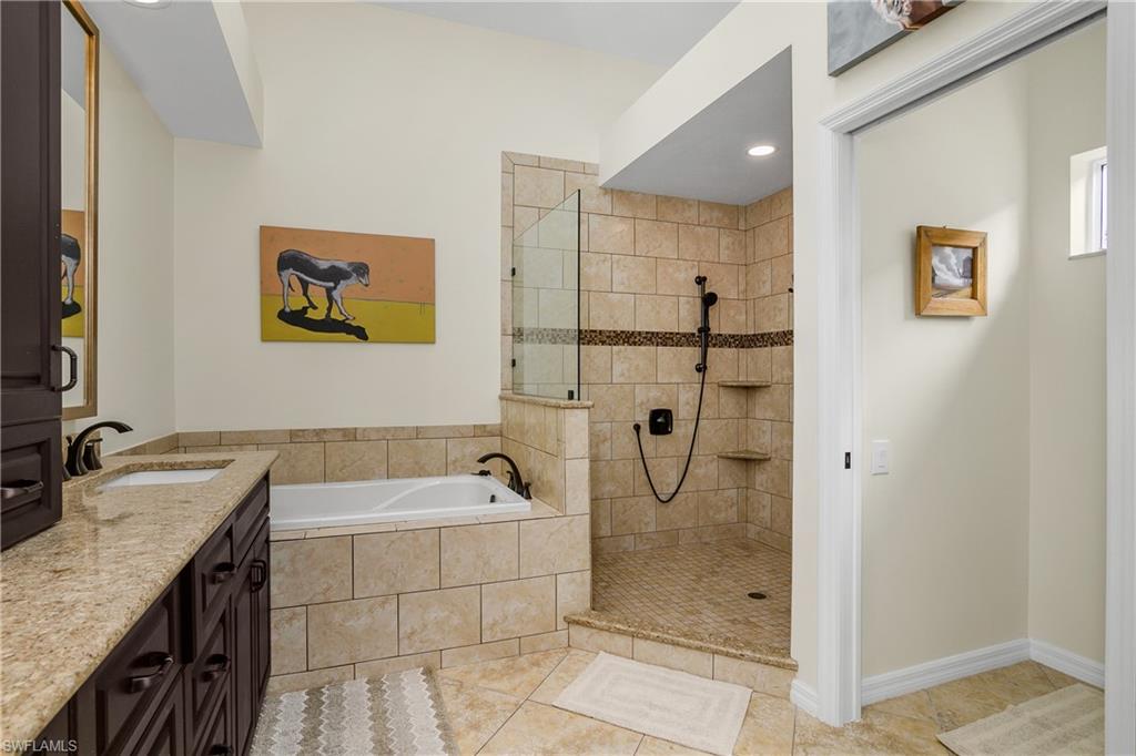 10403 Quail Crown Dr Property Photo 27