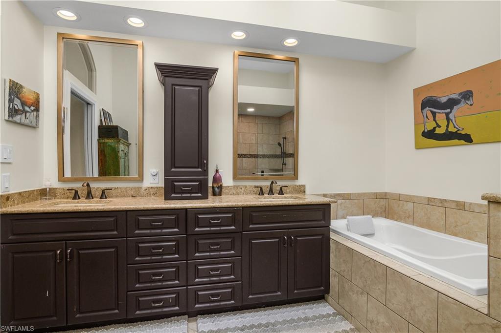 10403 Quail Crown Dr Property Photo 28