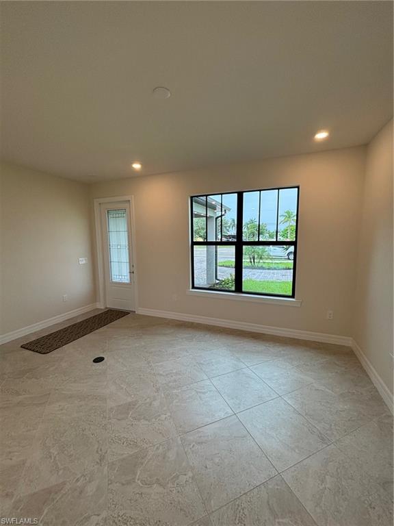 2113 Academy Blvd Property Photo 5