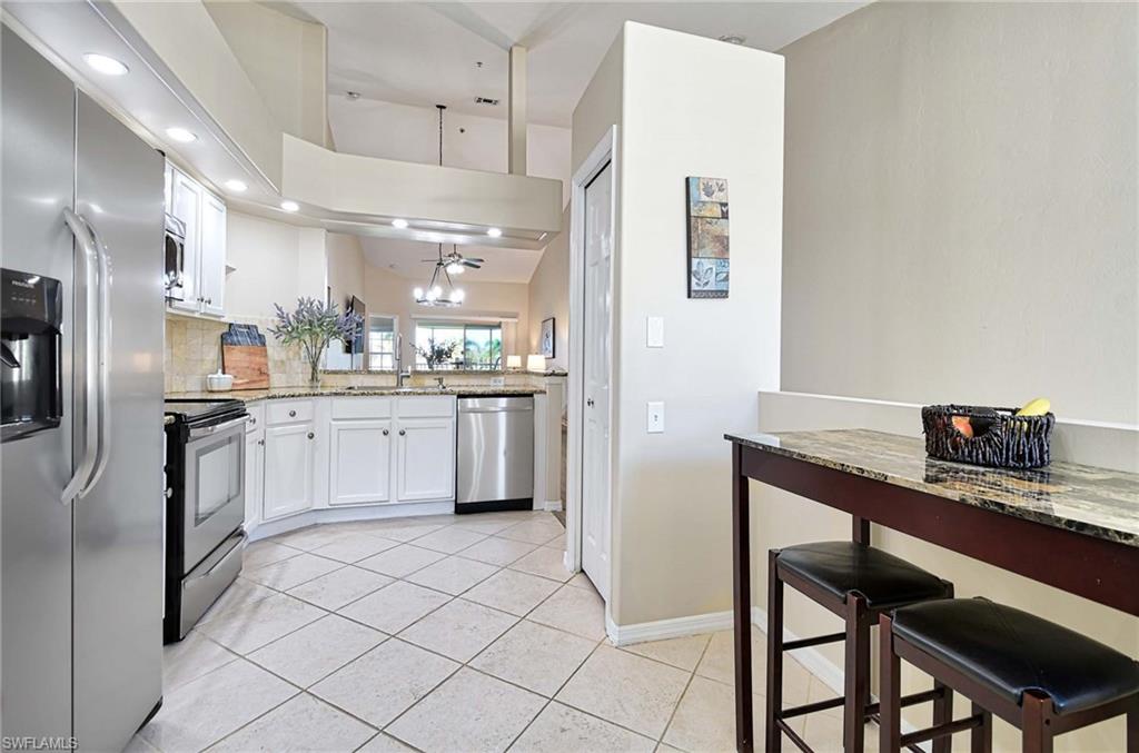 28080 Cavendish Ct # 2007 Property Photo 10