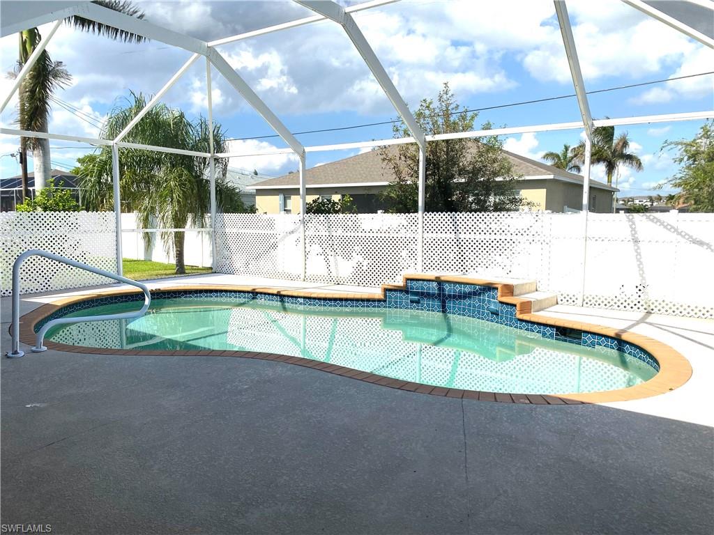 1733 Sw 40th Ter Property Photo 3