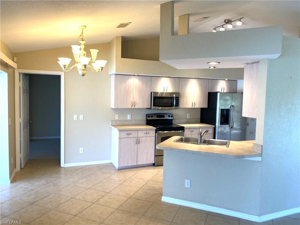 1733 Sw 40th Ter Property Photo 6