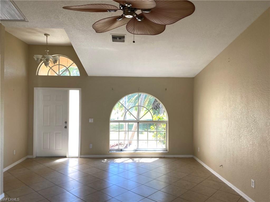 1733 Sw 40th Ter Property Photo 8