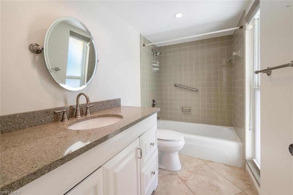 355 Palm Dr # 1 Property Photo 13