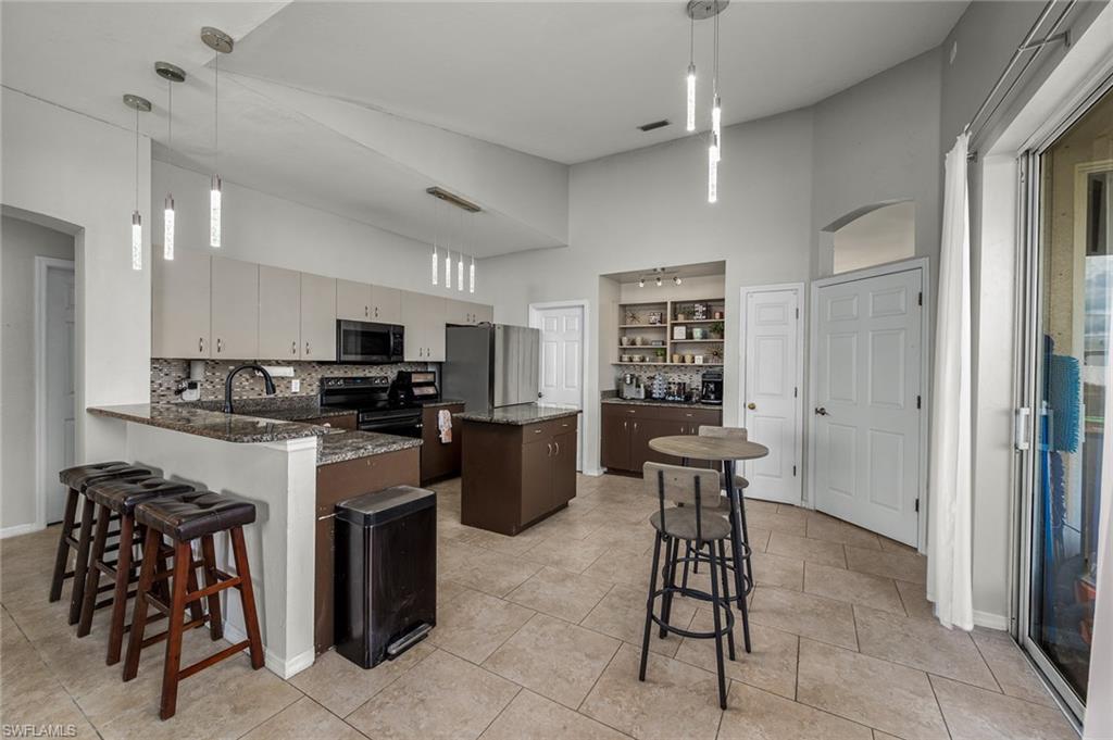 4560 Varsity Cir Property Photo 6